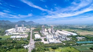 Bằng chất lượng ổn định Xi măng Long Sơn vươn tầm quốc tế Bằng chất lượng ổn định Xi măng Long Sơn vươn tầm quốc tế