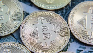 Bitcoin vượt mốc 120.000 đô la, lập kỷ lục mới nhờ dòng vốn ETF và kỳ vọng chính sách từ Mỹ