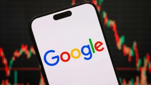 Công nghệ thăng hoa, nhưng căng thẳng thương mại vẫn bao phủ phố Wall