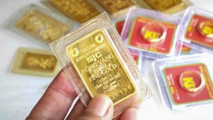 Giá vàng hôm nay 22/6: Vàng SJC và nhẫn đi ngang, thế giới phục hồi