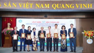 Hội Nội khoa TP Hà Nội kỷ niệm 50 năm thành lập, thúc đẩy nghiên cứu khoa học và chuyển đổi số y tế