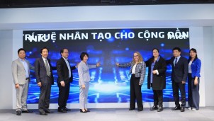 Intel ‘phổ cập hóa’ AI đến với cộng đồng