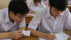 Môn thi Ngữ văn: Toàn quốc có 12 thí sinh bị đình chỉ thi