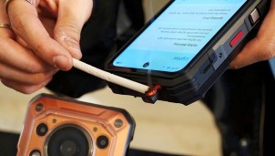 Oukitel WP63: Smartphone tích hợp bật lửa gây sốt tại MWC 2026