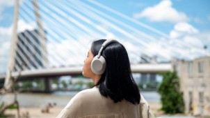 Sony WH-1000XM6: Cải tiến toàn diện, âm thanh vượt trội, thiết kế linh hoạt