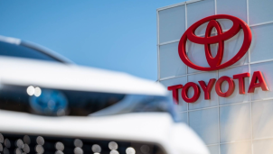 Toyota giữ ngôi đầu doanh số toàn cầu nhờ chiến lược hybrid
