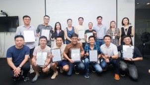 Từ mẹ bỉm 'tay ngang' đến nhà bán hàng thành công