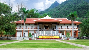 Pác Bó - Ghi dấu ấn Vĩ Nhân vẽ nên hình hài đất nước Pác Bó - Ghi dấu ấn Vĩ Nhân vẽ nên hình hài đất nước