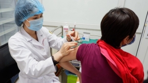 Hà Nội tiêm vắc xin phòng Covid-19 miễn phí cho người từ 18 - 65 tuổi Hà Nội tiêm vắc xin phòng Covid-19 miễn phí cho người từ 18 - 65 tuổi
