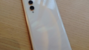 Rút khỏi mảng di động, LG thanh lý smartphone giá rẻ cho nhân viên: Snapdragon 888, màn hình OLED 120Hz, giá 4 triệu đồng Rút khỏi mảng di động, LG thanh lý smartphone giá rẻ cho nhân viên: Snapdragon 888, màn hình OLED 120Hz, giá 4 triệu đồng