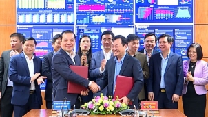 VNPT hỗ trợ Phú Thọ xây dựng Chính quyền điện tử đem tiện ích cho người dân, doanh nghiệp VNPT hỗ trợ Phú Thọ xây dựng Chính quyền điện tử đem tiện ích cho người dân, doanh nghiệp