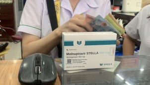 Bộ Y tế lần thứ 3 nhắc các địa phương kiểm soát mua bán thuốc chữa COVID-19 trên mạng xã hội Bộ Y tế lần thứ 3 nhắc các địa phương kiểm soát mua bán thuốc chữa COVID-19 trên mạng xã hội