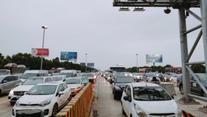 Đứt cáp quang khiến Cao tốc Hà Nội - Hải phòng ùn ứ nghiêm trọng ngày cuối tuần