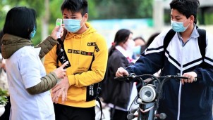 Hà Nội điều chỉnh kế hoạch đón học sinh trở lại trường vào 'phút chót' Hà Nội điều chỉnh kế hoạch đón học sinh trở lại trường vào 'phút chót'