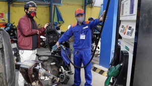 Kỳ điều chỉnh giá xăng dầu hôm nay 25/12: Quay đầu tăng mạnh trở lại Kỳ điều chỉnh giá xăng dầu hôm nay 25/12: Quay đầu tăng mạnh trở lại
