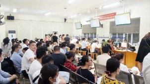 Lý giải nguyên nhân người dân Hà Nội vội vàng đi làm hộ chiếu mẫu mới Lý giải nguyên nhân người dân Hà Nội vội vàng đi làm hộ chiếu mẫu mới