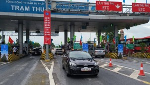 Phải bỏ ngay việc kích thẻ 'ảo' khi đồng loạt thực hiện thu phí không dừng Phải bỏ ngay việc kích thẻ 'ảo' khi đồng loạt thực hiện thu phí không dừng