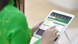 Tết Nhâm Dần 2022: 'Gió đổi chiều' trong các dịch vụ ngân hàng Tết Nhâm Dần 2022: 'Gió đổi chiều' trong các dịch vụ ngân hàng