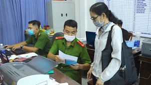 TP HCM chậm trả CCCD cho người dân vì đâu?