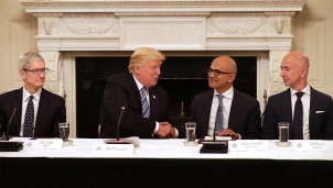 Amazon kiện Bộ Quốc phòng Mỹ vì hợp đồng 10 tỷ USD rơi vào tay Microsoft Amazon kiện Bộ Quốc phòng Mỹ vì hợp đồng 10 tỷ USD rơi vào tay Microsoft