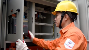 Bộ Công Thương sẽ ban hành thông tư để pháp điển hoá cơ cấu giá điện Bộ Công Thương sẽ ban hành thông tư để pháp điển hoá cơ cấu giá điện