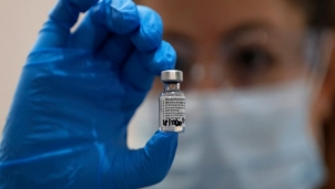 Các loại vắc-xin đang lưu hành có tác dụng với cả biến thể mới nhất của virus SARS-CoV-2 Các loại vắc-xin đang lưu hành có tác dụng với cả biến thể mới nhất của virus SARS-CoV-2