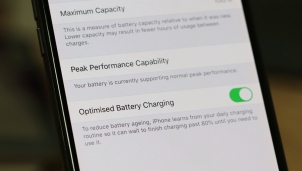 Cách kích hoạt tính năng tối ưu hóa quá trình sạc pin trên iOS 13 Cách kích hoạt tính năng tối ưu hóa quá trình sạc pin trên iOS 13