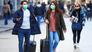 Cập nhật tình hình dịch COVID-19: Italy đang phải đối mặt với làn sóng dịch bệnh mới Cập nhật tình hình dịch COVID-19: Italy đang phải đối mặt với làn sóng dịch bệnh mới