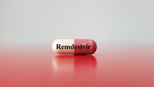 Cập nhật tình hình dịch COVID-19: Remdesivir đang cho thấy phương pháp điều trả khả quan Cập nhật tình hình dịch COVID-19: Remdesivir đang cho thấy phương pháp điều trả khả quan