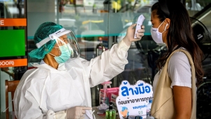 Cập nhật tình hình dịch COVID-19: Thái Lan phủ nhận về đợt dịch thứ 2 dù có 2 ca nhiễm ngoài cộng đồng Cập nhật tình hình dịch COVID-19: Thái Lan phủ nhận về đợt dịch thứ 2 dù có 2 ca nhiễm ngoài cộng đồng