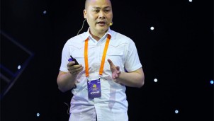 CEO Bkav Nguyễn Tử Quảng: Bphone 4 sẽ là smartphone đầu tiên không phím bấm CEO Bkav Nguyễn Tử Quảng: Bphone 4 sẽ là smartphone đầu tiên không phím bấm