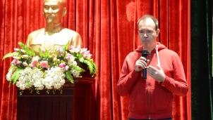 Cha đẻ của Angry Birds truyền cảm hứng khởi nghiệp sáng tạo cho giới trẻ Đà Nẵng Cha đẻ của Angry Birds truyền cảm hứng khởi nghiệp sáng tạo cho giới trẻ Đà Nẵng