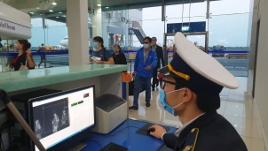 Đảm bảo khoảng cách 2 mét trên hành trình các chặng bay nội địa Đảm bảo khoảng cách 2 mét trên hành trình các chặng bay nội địa