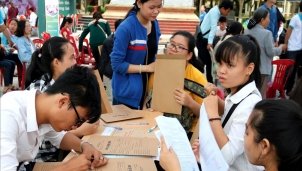 Đồng Nai tổ chức tư vấn tuyển sinh online để phòng sự lây lan của COVID-19 Đồng Nai tổ chức tư vấn tuyển sinh online để phòng sự lây lan của COVID-19