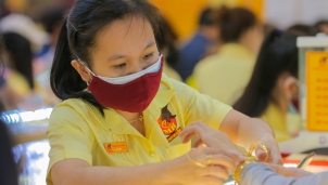 Dự báo giá vàng SJC trong nước ngày 10/6: Đi ngang chờ lực đẩy mới Dự báo giá vàng SJC trong nước ngày 10/6: Đi ngang chờ lực đẩy mới