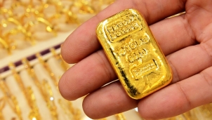 Dự báo giá vàng tuần tới: Tăng nhưng không thể vượt ngưỡng giá lịch sử Dự báo giá vàng tuần tới: Tăng nhưng không thể vượt ngưỡng giá lịch sử