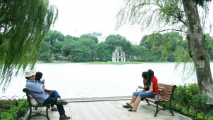 Dự báo thời tiết Hà Nội ngày mai 13/12: Thời tiết ấm dần lên gây ra sương mù về sáng Dự báo thời tiết Hà Nội ngày mai 13/12: Thời tiết ấm dần lên gây ra sương mù về sáng