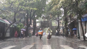 Dự báo thời tiết Hà Nội ngày mai 17/3: Mưa dông diện rộng kèm theo thời tiết cực đoan Dự báo thời tiết Hà Nội ngày mai 17/3: Mưa dông diện rộng kèm theo thời tiết cực đoan