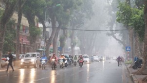 Dự báo thời tiết Hà Nội ngày mai 19/12: Không khí lạnh tràn về khiến trời lạnh trở lại Dự báo thời tiết Hà Nội ngày mai 19/12: Không khí lạnh tràn về khiến trời lạnh trở lại