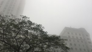 Dự báo thời tiết Hà Nội ngày mai 21/2: Tiếp tục không khí lạnh tăng cường gây mưa và sương mù Dự báo thời tiết Hà Nội ngày mai 21/2: Tiếp tục không khí lạnh tăng cường gây mưa và sương mù