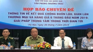 Dự kiến 30/8 sẽ công bố kết quả điều tra làm rõ 'vụ Asanzo' Dự kiến 30/8 sẽ công bố kết quả điều tra làm rõ 'vụ Asanzo'