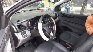 Fadil không bung túi khí khi va chạm gốc cây tại Hải Dương: Vinfast nói gì?