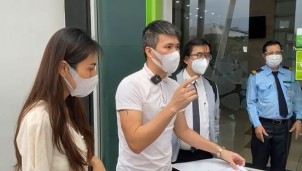 Fanpage ngân hàng cũng 'nóng' vụ livestream công bố sao kê từ thiện của Thủy Tiên Fanpage ngân hàng cũng 'nóng' vụ livestream công bố sao kê từ thiện của Thủy Tiên