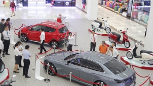 Giảm 50% lệ phí trước bạ sau 1 tuần thị trường ô tô Việt Nam không có nhiều thay đổi Giảm 50% lệ phí trước bạ sau 1 tuần thị trường ô tô Việt Nam không có nhiều thay đổi