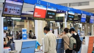 Giấy tờ mà người nước ngoài ở Việt Nam cần có để bay các chuyến bay nội địa? Giấy tờ mà người nước ngoài ở Việt Nam cần có để bay các chuyến bay nội địa?