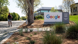 Google - Doanh nghiệp công nghệ Mỹ đầu tiên buộc nhân viên tiêm vắc-xin khi trở lại văn phòng làm việc Google - Doanh nghiệp công nghệ Mỹ đầu tiên buộc nhân viên tiêm vắc-xin khi trở lại văn phòng làm việc