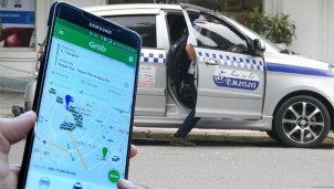 Grab tiếp tục rót hàng trăm triệu USD, taxi truyền thông của Việt Nam sẽ ra sao? Grab tiếp tục rót hàng trăm triệu USD, taxi truyền thông của Việt Nam sẽ ra sao?