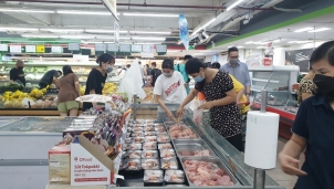 Hà Nội cung ứng đủ thực phẩm thiết yếu cho người dân trong thời gian thực hiện Chỉ thị 16 Hà Nội cung ứng đủ thực phẩm thiết yếu cho người dân trong thời gian thực hiện Chỉ thị 16