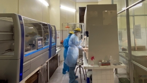 Hải Phòng triển khai hệ thống xét nghiệm xác định virus SARS-CoV-2 Hải Phòng triển khai hệ thống xét nghiệm xác định virus SARS-CoV-2