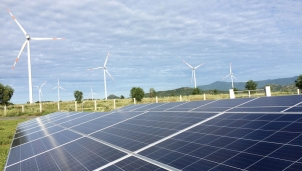 Hệ thống điện mặt trời đóng góp hơn 6 nghìn MWp vào lưới điện quốc gia Hệ thống điện mặt trời đóng góp hơn 6 nghìn MWp vào lưới điện quốc gia